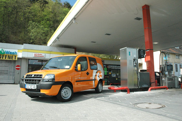 erdgas_tanken_1.jpg